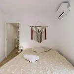 بيت للعطل House In